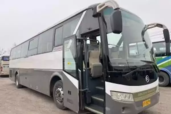 sale China Yutong Used Tourist Coach Second Hand 53-Seat Bus with Good Conditions