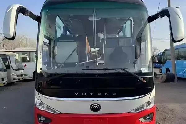 Cheap Price Diesel Passenger Transportation Chinese Luxury 49 Seats Yutong Coach Bus in China
