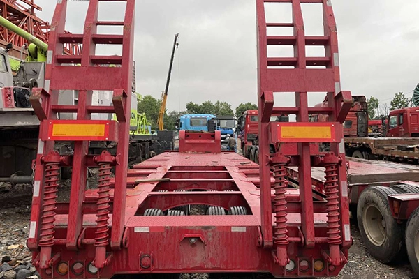 sale Isuzu low flatbed semi-trailer