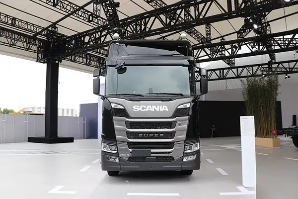 Scania Super Series Tractor: Power, Efficiency, and Reliability for Modern Logistics
