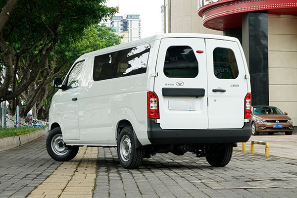 Kairui Finless Porpoise E5 Economy Edition - 36.8kWh 7-seater for sale