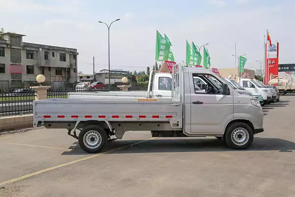 sale Chery Little Elephant X5 Youth Edition 3.1T 3.2m Single-row Pure Electric Flatbed Mini Truck 41.86kWh
