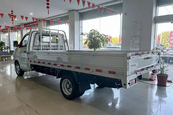 sale Chery X7 Long Range Hydraulic Brake 3.815m Single-Row Pure Electric Flatbed Mini Truck 62.98kWh