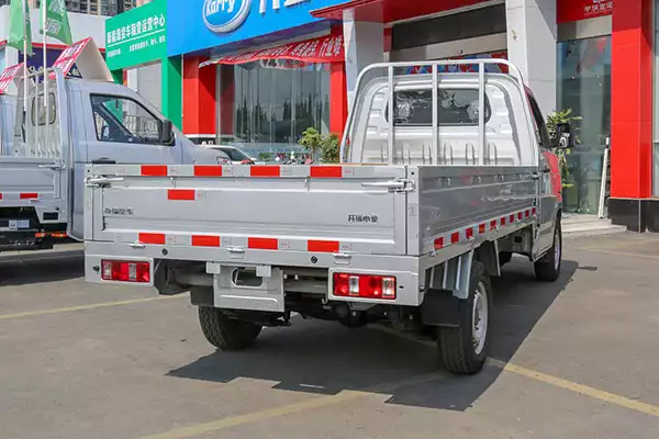 Chery Little Elephant X5 Youth Edition 3.1T 3.2m Single-row Pure Electric Flatbed Mini Truck 41.86kWh in China