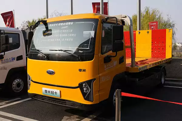 Zero Meter 4x2 Pure Electric Wrecker Truck in China