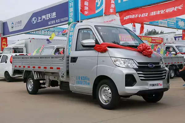 Chery Youjin T50 Standard 1.5L 116hp Gasoline 3.2m Single-row Flatbed Mini Truck for sale
