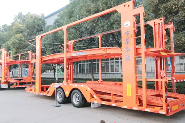 CIMC Huajun 12-meter center-axle vehicle transport semi-trailer in China