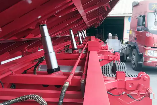 Dayun 13-meter low-sided side-tipping dump semi-trailer for sale
