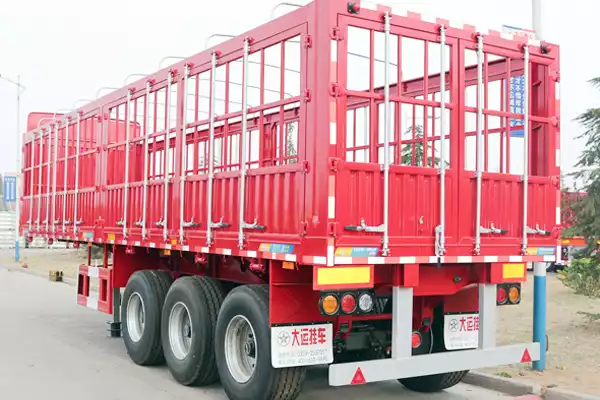 Dayun 11.5-meter flatbed semi-trailer with split cargo bed (large single tire)